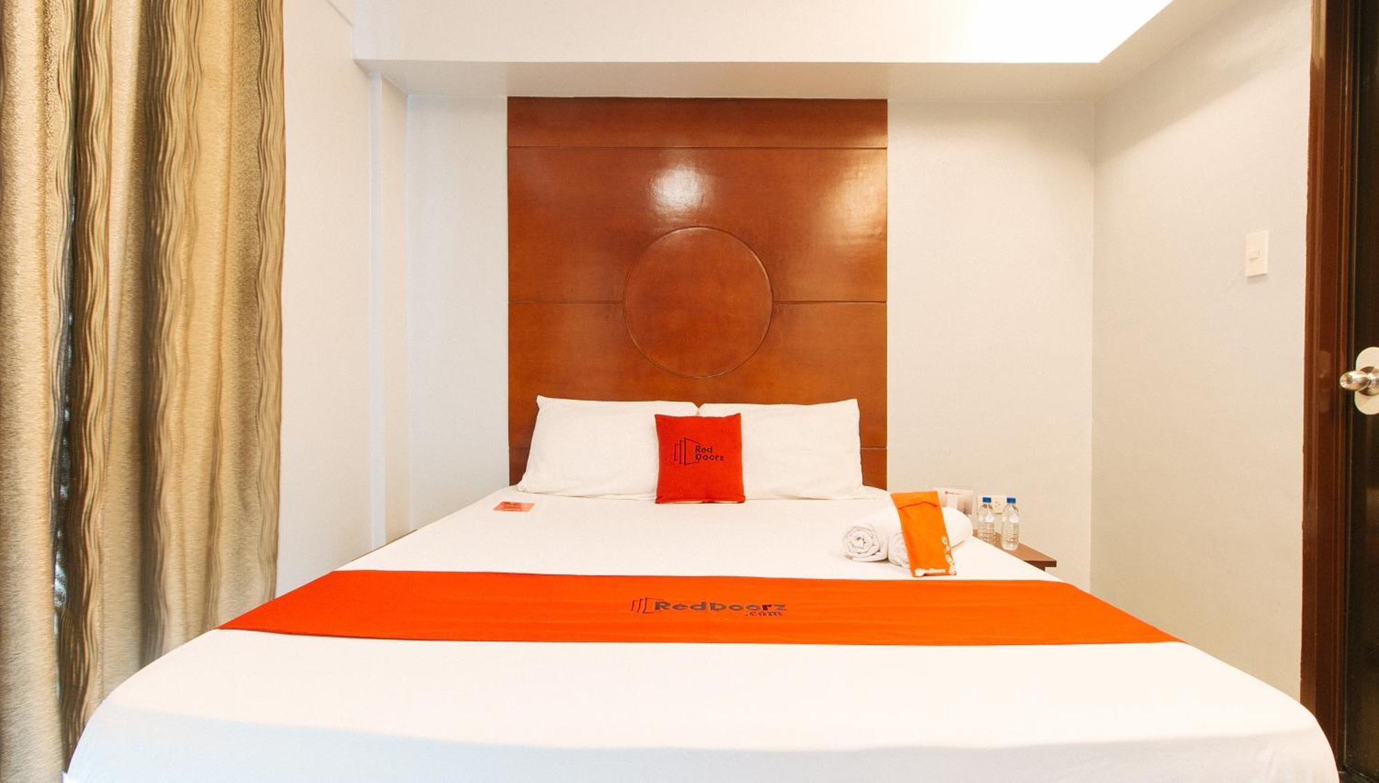 Hotel Reddoorz Near Bambang Station Manila Exteriér fotografie